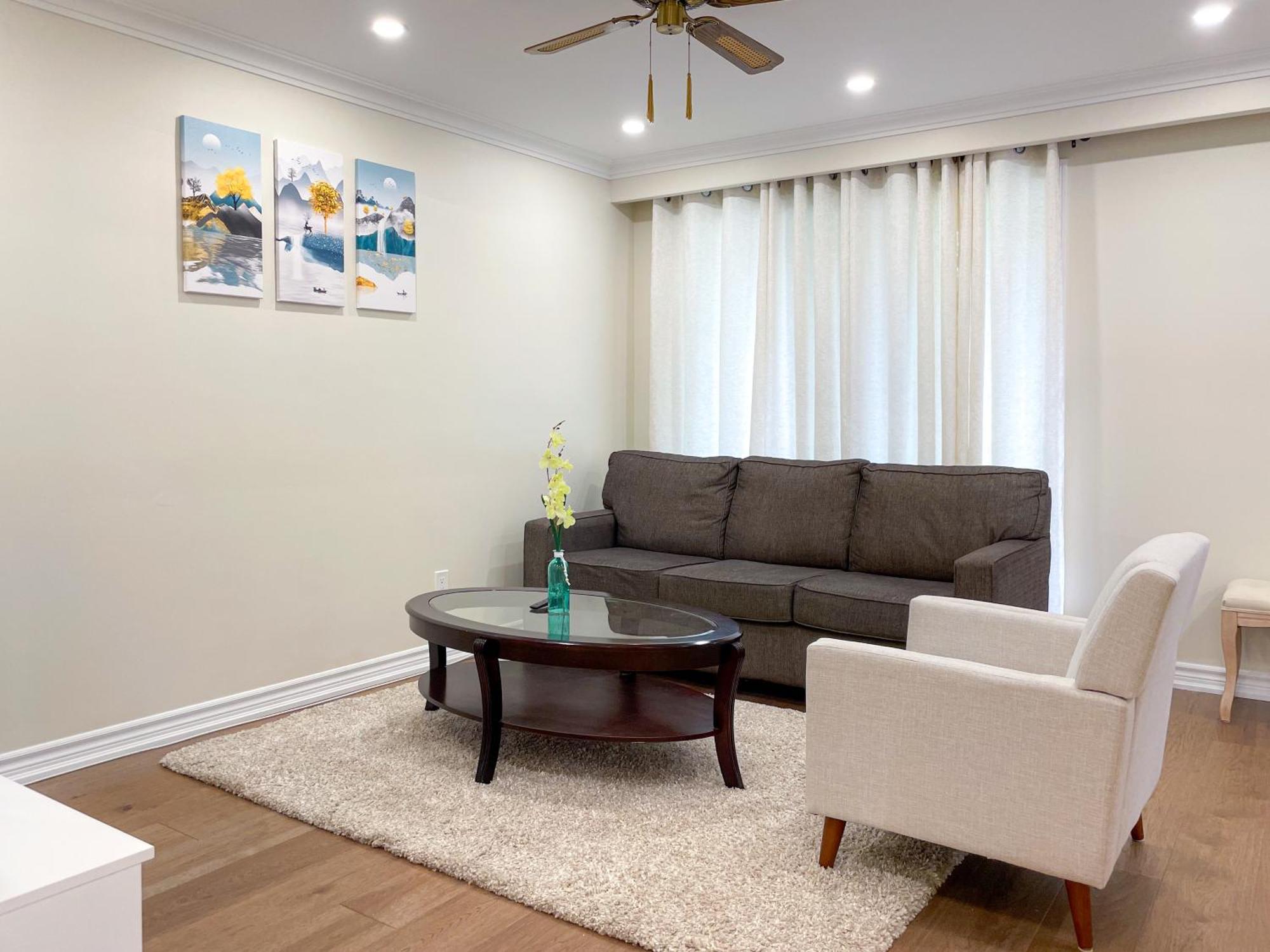 Newly-Renovated 3Br House, 12 Minutes To Airport Apartment Toronto Luaran gambar